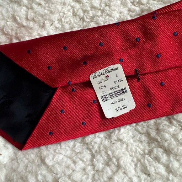 Brooks Brothers Tie - Picture 3 of 3